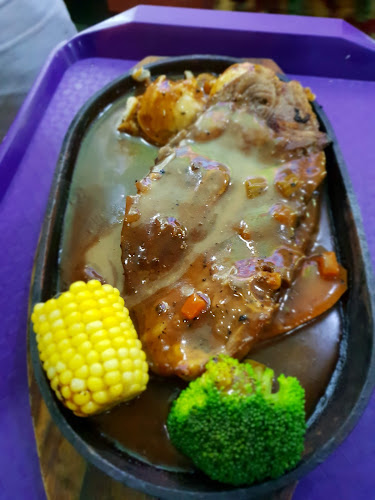 RAIMAH EATING HOUSE / Raimah Indian Food / Cucu Raimah - Hospitality and gastronomy