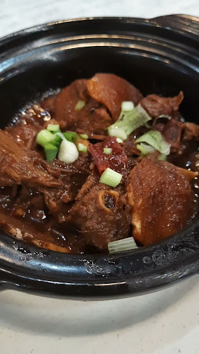 Opinii despre Choice (St. George's Road) în Singapore - Hospitality and gastronomy