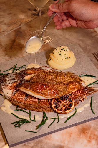 11 N Canal Rd, #01-01 The Offshore, Singapore 048824