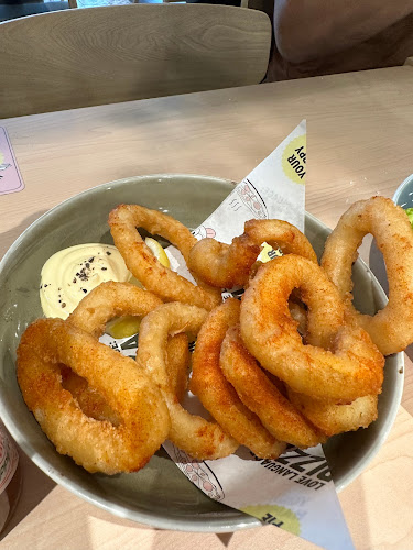 360 Balestier Rd, #01-21/22 Twin Heights, Shaw Plaza, Singapore 329783