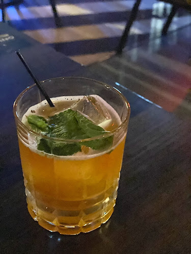 Opinii despre Tipsy Penguin în Singapore - Hospitality and gastronomy