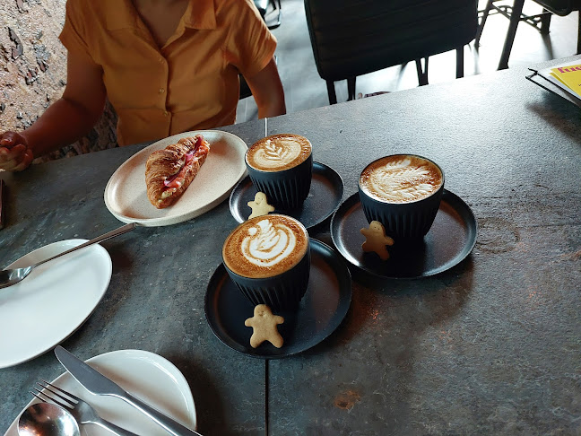 Symmetry - Hospitality and gastronomy