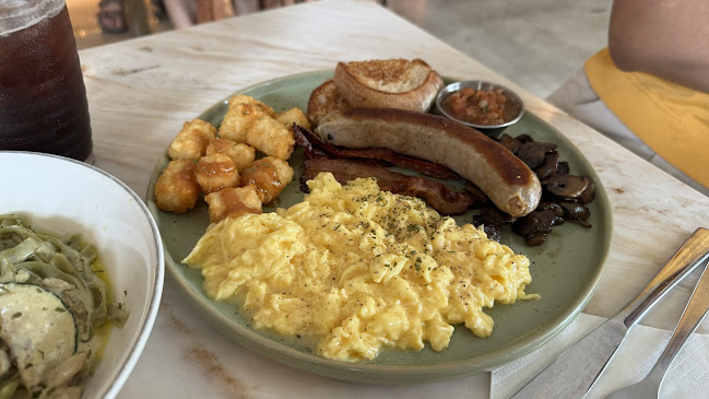 Comentarii opinii despre Oddity