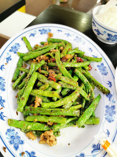 Comentarii opinii despre 503 Food Court