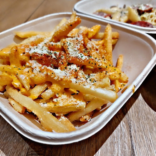 50 Jurong Gateway Rd, B1-K14 Jem, Singapore 608549