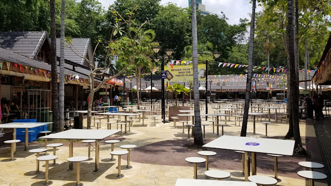 Heng Carrot Cake & Oyster Omelette - Singapore