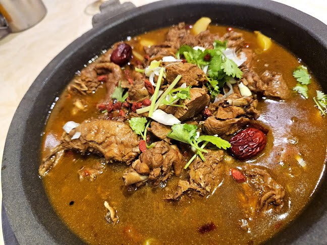 Comentarii opinii despre 满族火锅 Man Zhu Steamboat Restaurant