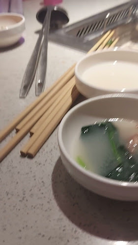 Comentarii opinii despre 海底捞 Haidilao Hot Pot @Paya Lebar Quarter