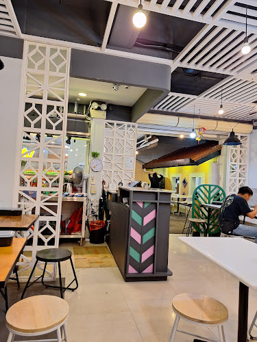 Comentarii opinii despre Mata Thai