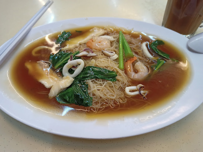 Li Yuan Seafood Fish Head Steamboat - Hospitality and gastronomy