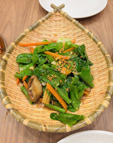 16 Lor Mambong, Singapore 277677