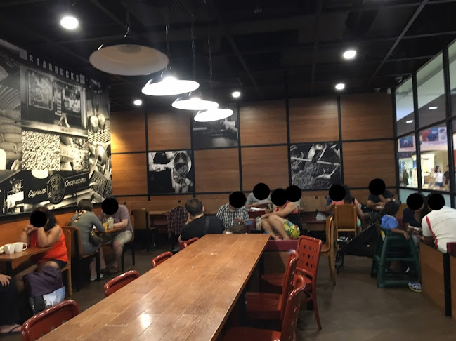Comentarii opinii despre Starbucks Kallang Wave Mall
