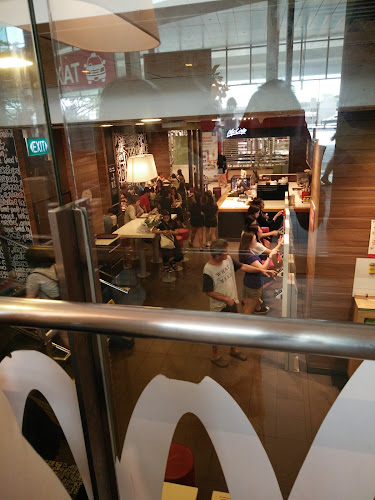 Opinii despre McDonald's Bedok Mall în Singapore - Hospitality and gastronomy
