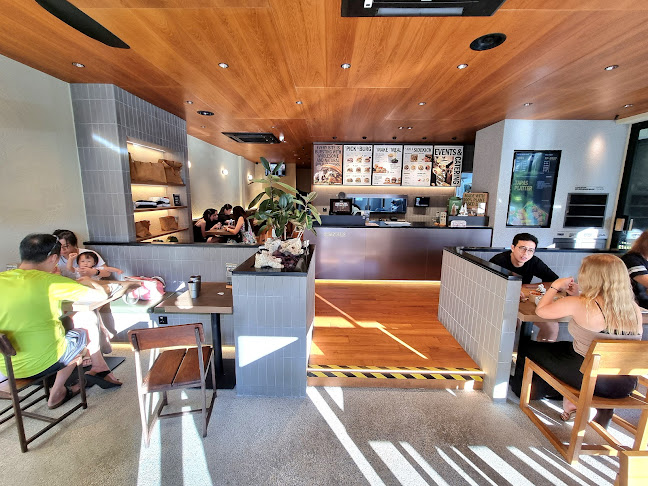 44 Jln Eunos, Singapore 419502