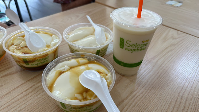 320 Bedok Rd, Singapore 469487