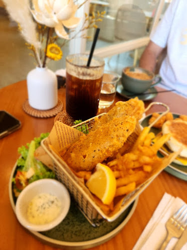 Comentarii opinii despre MOD CAFE