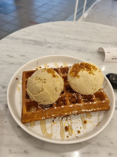 Comentarii opinii despre Yocha Tea & Desserts