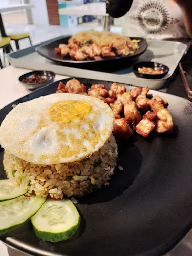 112 E Coast Rd, B1-50, Singapore 428802