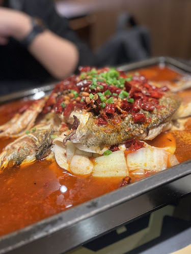 Riverside Canton Claypot Cuisine 江边广东砂锅菜