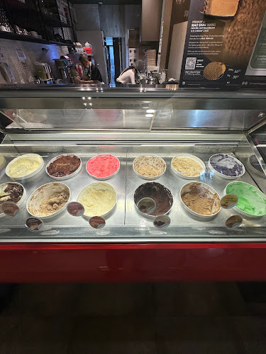 Swensen's @ Plaza Singapura - Hospitality and gastronomy