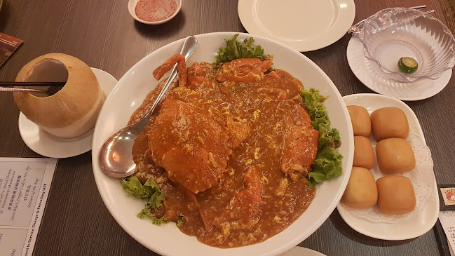 Kim's Place Seafood Restaurant - Hospitality and gastronomy