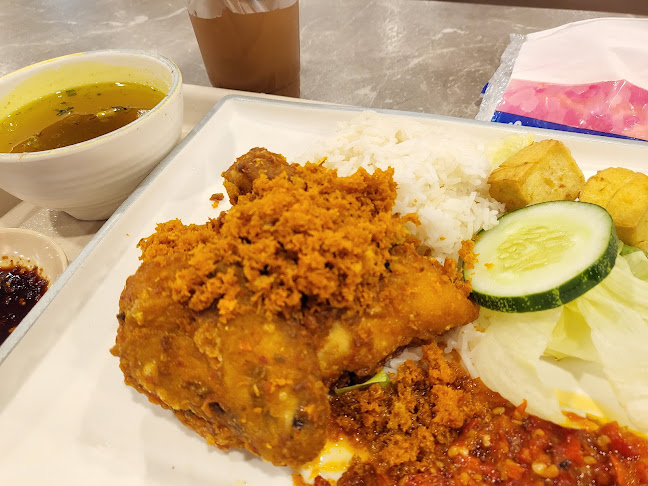 1 Geylang Serai, #01-210 Inside Mr. Teh Tarik Eating House, Singapore 402001