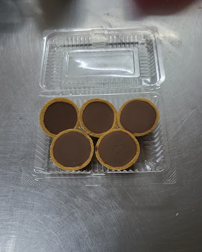 Auntie Peng Banana Pie - Hospitality and gastronomy