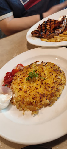 Buddy Hoagies Café & Grill (Waterway Point) - Hospitality and gastronomy