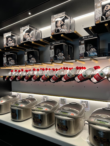 Comentarii opinii despre TAI ER (Jewel Changi Airport)