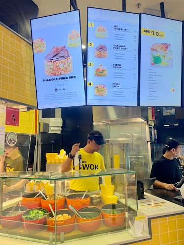 Comentarii opinii despre WOK HEY AMK Hub