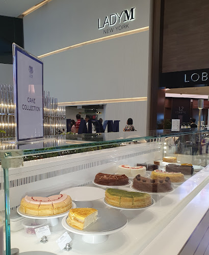 Lady M @ Jewel Changi Airport