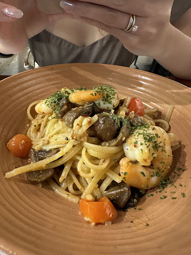 Opinii despre Thus Coffee în Singapore - Hospitality and gastronomy