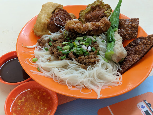 Opinii despre Lao Huang Hakka Niang Tou Fu în Singapore - Hospitality and gastronomy