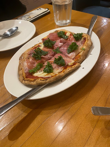 Opinii despre Mikey's Taverna în Singapore - Hospitality and gastronomy