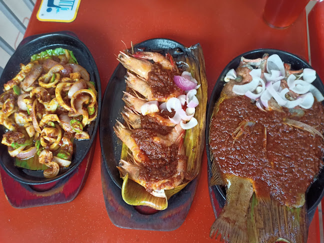 3 Yung Sheng Rd, Singapore 618499