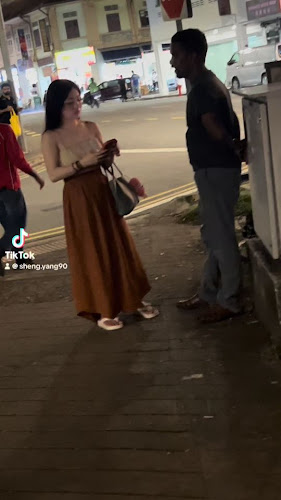 Comentarii opinii despre 16 Geylang Eating House