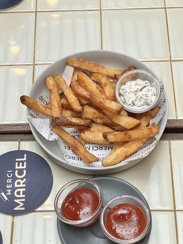 Comentarii opinii despre MERCI MARCEL TIONG BAHRU