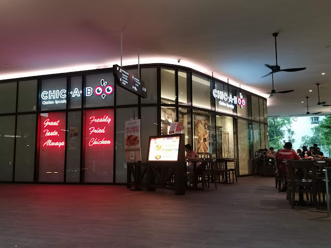 Chic-a-boo @ Woods Square