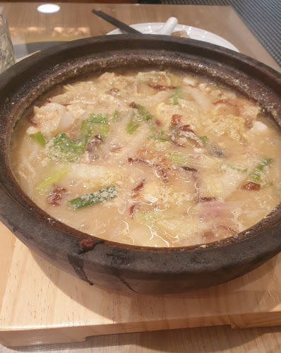 Riverside Canton Claypot Cuisine 江边广东砂锅菜 - Hospitality and gastronomy