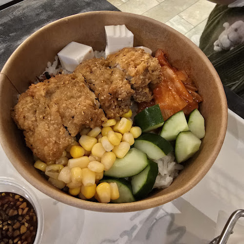 Comentarii opinii despre Unwind Cafe