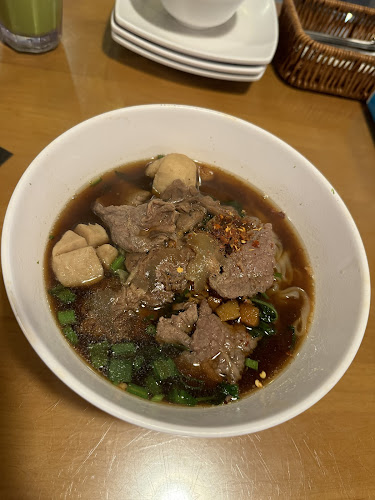 Mae Toi Mahasarakahm Thai restaurant - Singapore