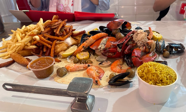 Cajun on Wheels @ Plaza Singapura - Hospitality and gastronomy