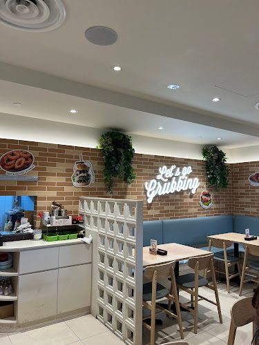 Comentarii opinii despre GRUB Junction 8