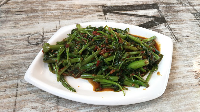 Rasa Istimewa Waterfront Restaurant - Hospitality and gastronomy