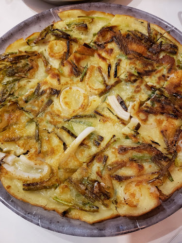 2 Tai Thong Cres, #01-24 The Venue Shoppes, Singapore 347836