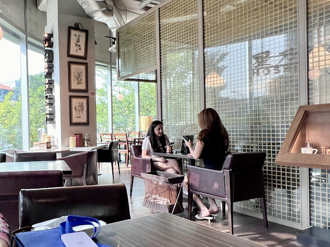 Hoshino Coffee @ Holland V