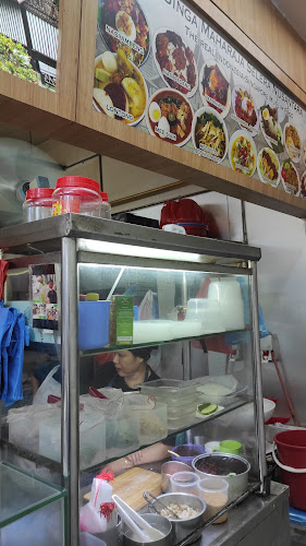 Blk 328 Clementi Ave 2, #01-220 Block 328, Singapore 120328