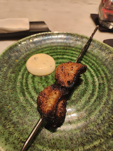 Revolver - Singapore