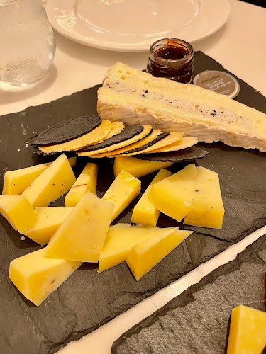 15 Dempsey Rd, Singapore 249675