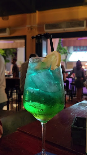 D'SKUNKS LOUNGE - Hospitality and gastronomy